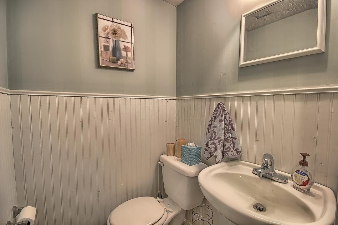 2401 Merbrook Road Columbus, OH 43235 - Photo 17 of 23 Gallery Image 17