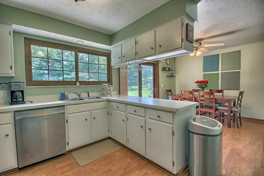 2401 Merbrook Road Columbus, OH 43235 - Photo 8 of 23 Gallery Image 8