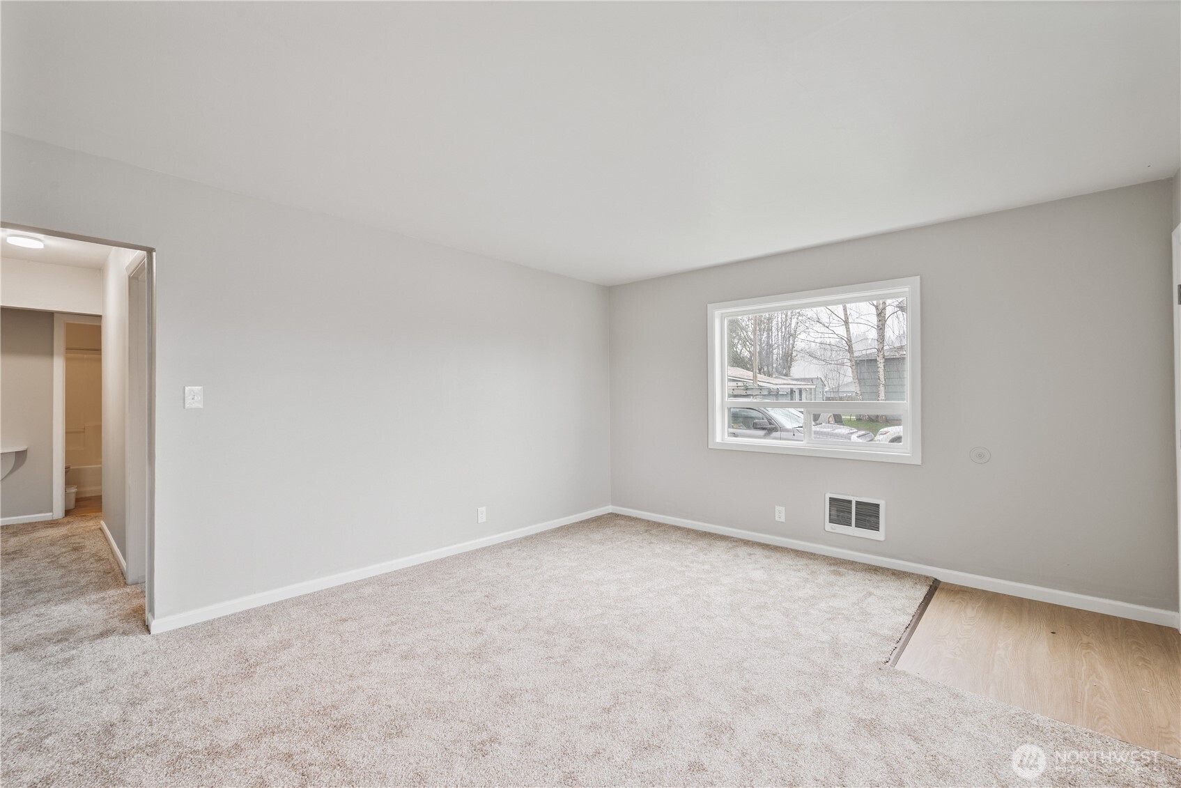 301 5th Avenue Southwest Kelso, WA 98626 - Photo 6 of 18