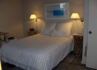 35366 Moonraker Road The Sea Ranch, CA 95497 - Photo 4 of 8 Main level bedroom. All house furnishings are included in sale. Ready for occupancy. Excellent rental potential