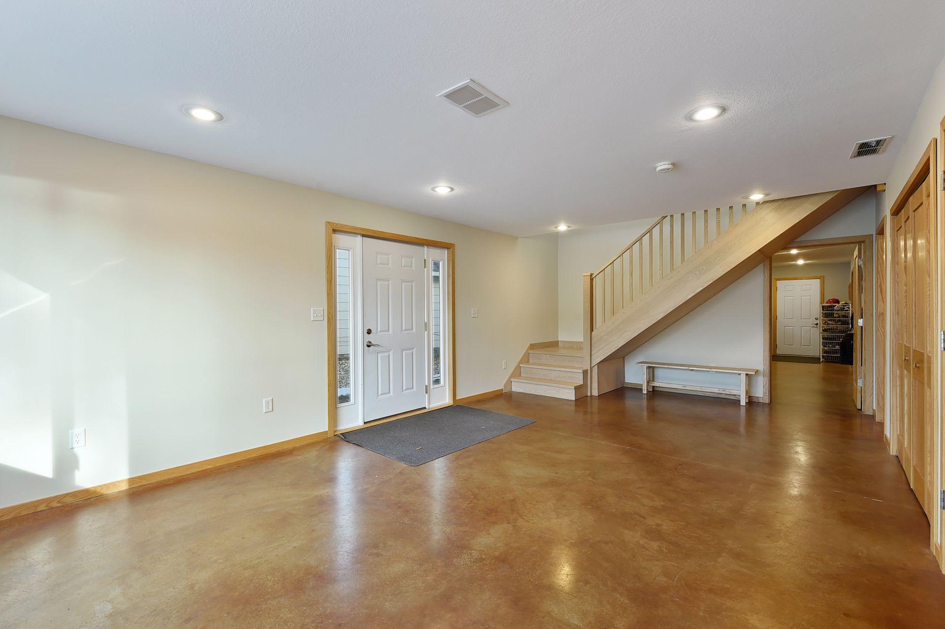 239 Peninsula Road Medicine Lake, MN 55441 - Photo 26 of 56 Gallery Image 26