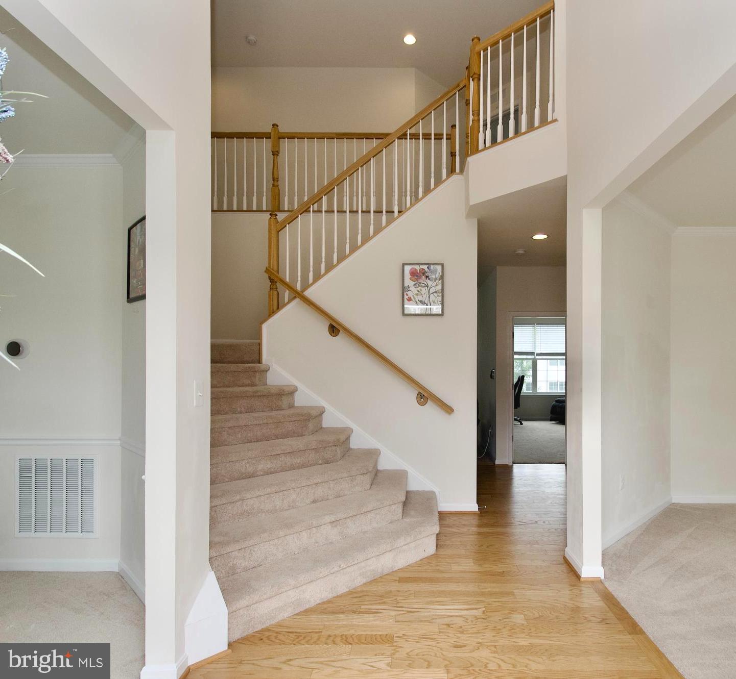 16021 Crossed Talons Road Woodbridge, VA 22193 - Photo 3 of 38 Two Story Entry/Flared Stairway