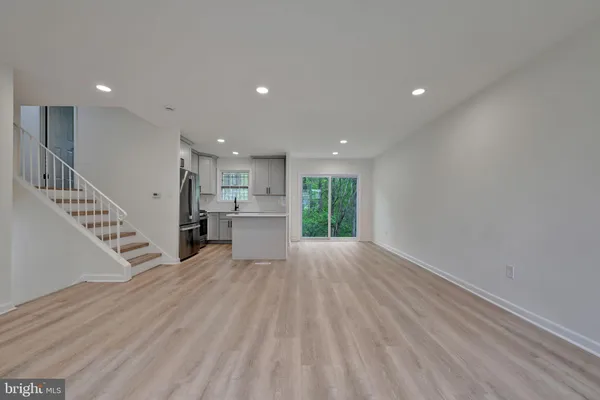 $2,500 | 6809 Sisalbed Drive, Capitol Heights, MD 20743