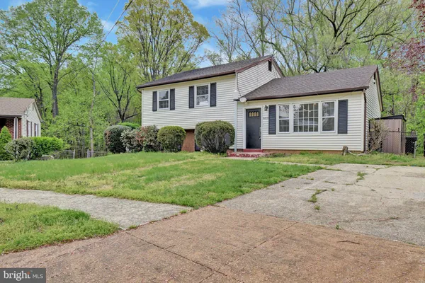$2,500 | 6809 Sisalbed Drive, Capitol Heights, MD 20743