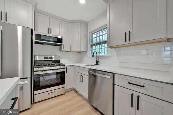 $2,500 | 6809 Sisalbed Drive, Capitol Heights, MD 20743