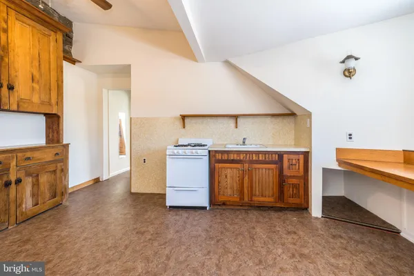 $3,200 | 7738 Ardleigh Street, Philadelphia, PA 19118