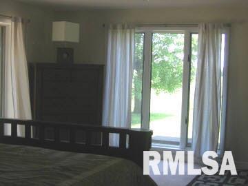 1263 Schwartz Road Centralia, IL 62801 - Photo 7 of 15