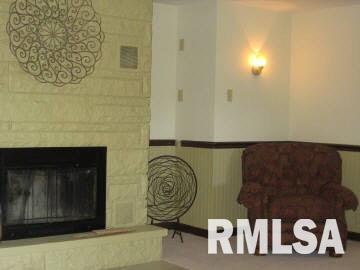 1263 Schwartz Road Centralia, IL 62801 - Photo 8 of 15