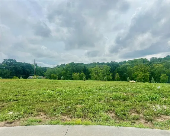 $119,900 | 13930 Northwest 70 Street, Parkville, MO 64152