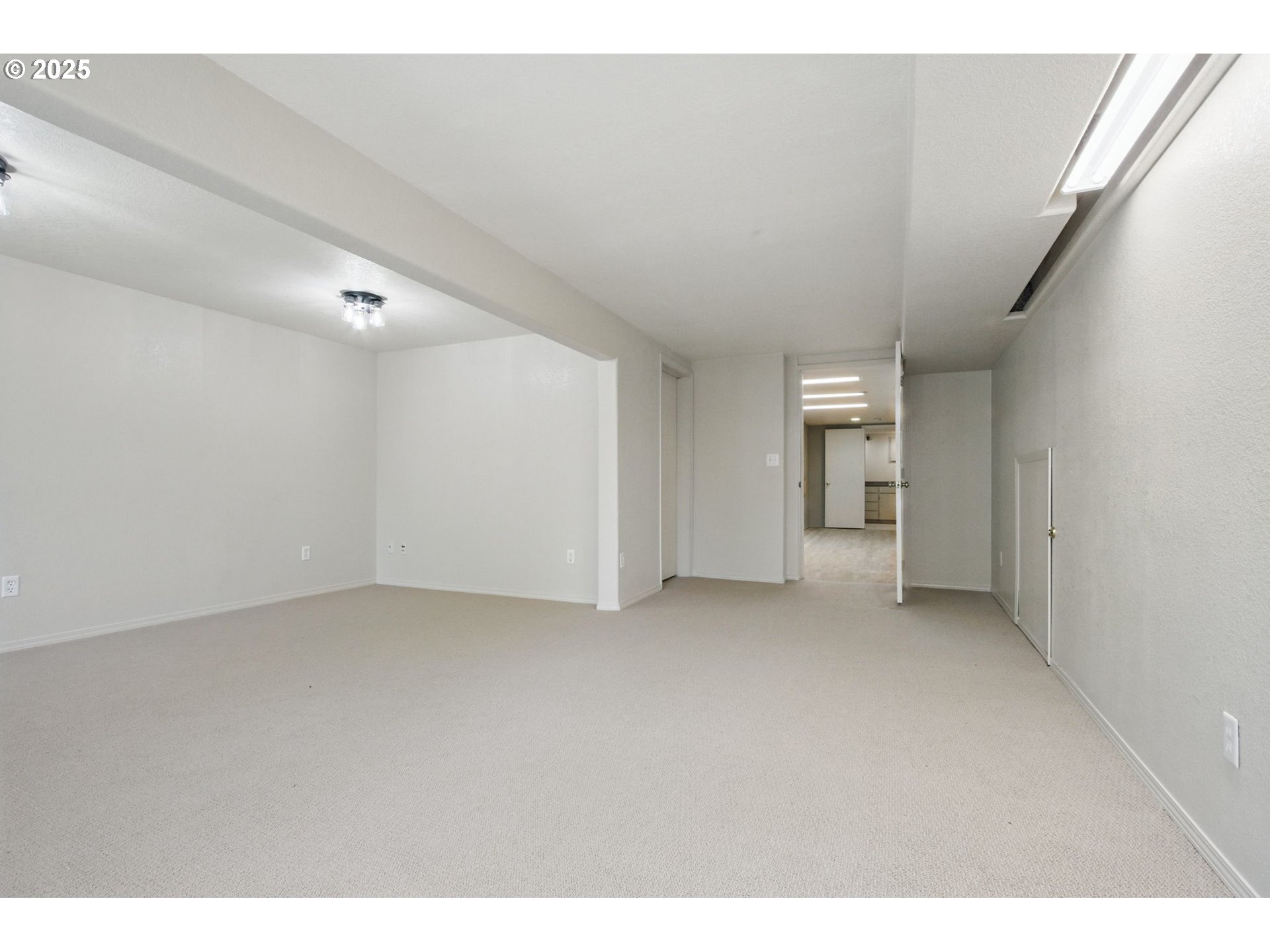 15960 Southwest Roshak Road Portland, OR 97224 - Photo 30 of 48 a view of empty room