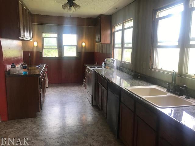 5938 Hopedale Road Hopedale, IL 61747 - Photo 6 of 14