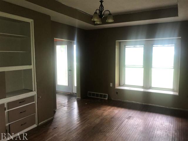 5938 Hopedale Road Hopedale, IL 61747 - Photo 8 of 14