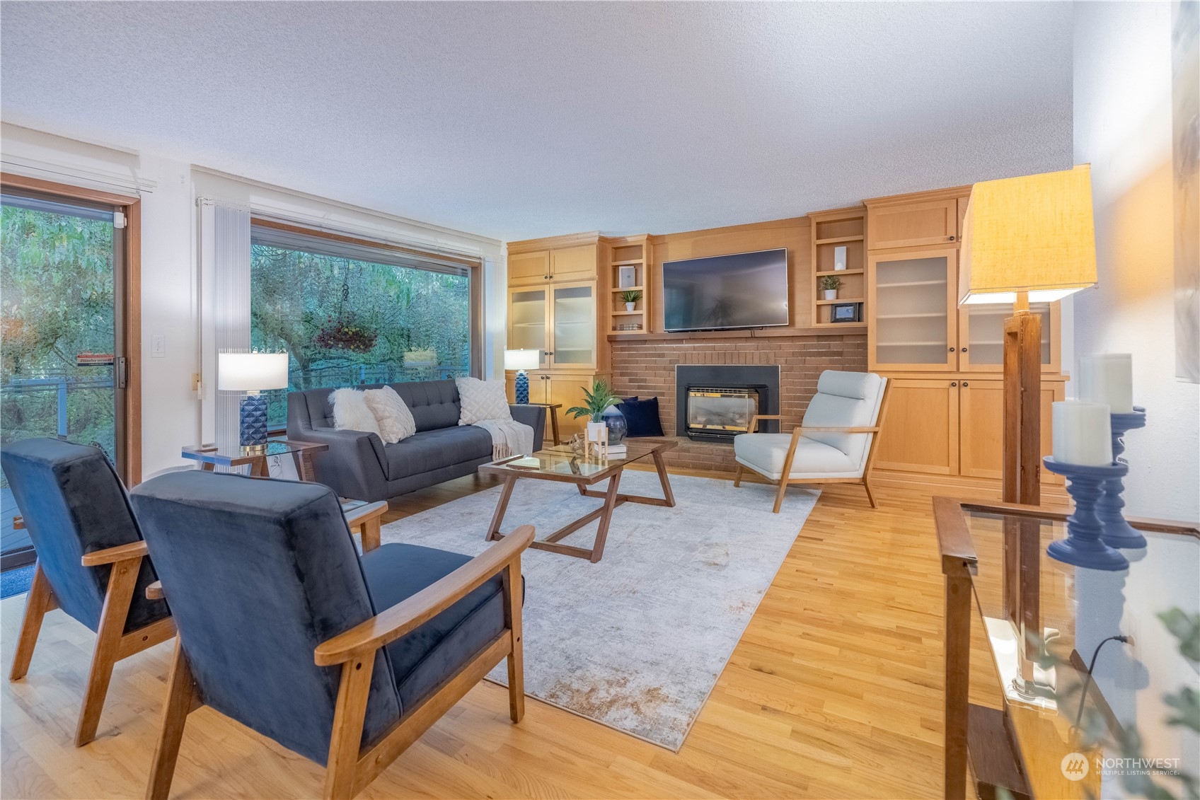 18201 Bellflower Road Bothell, WA 98012 - Photo 4 of 38