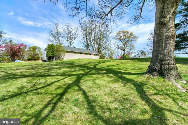 $399,900 | 1750 Northview Road, York, PA 17406