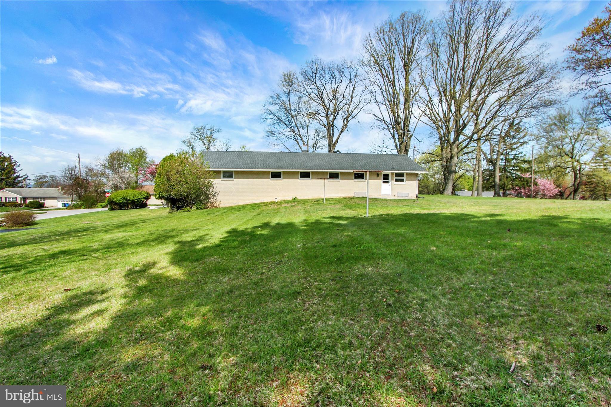 1750 Northview Road York, PA 17406 - Photo 24 of 27