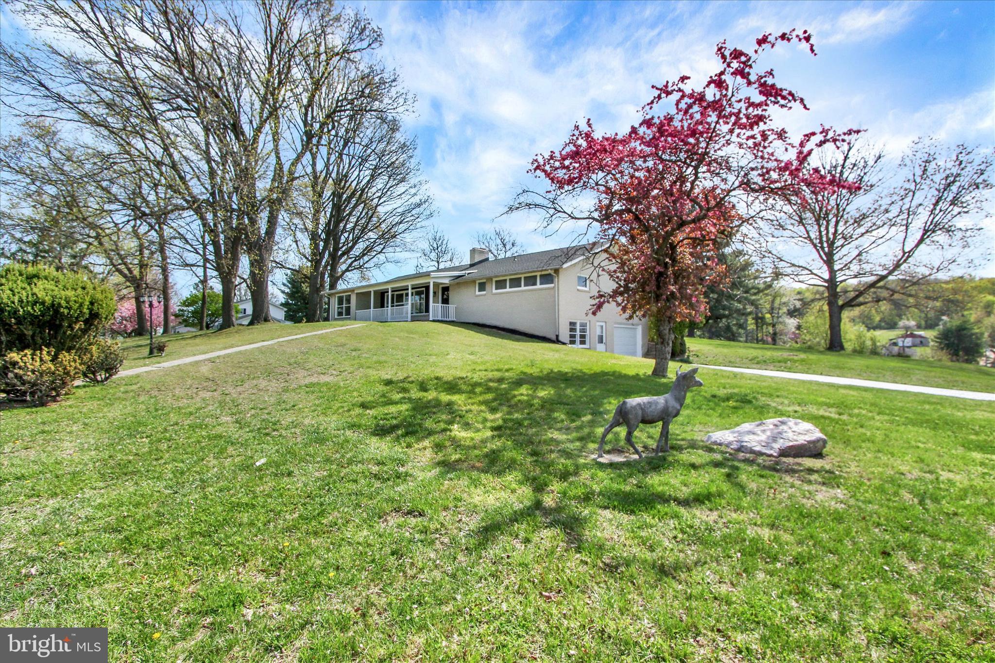 1750 Northview Road York, PA 17406 - Photo 3 of 27