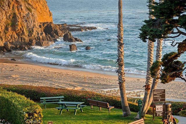 $13,500,000 | 64 Emerald Bay, Laguna Beach, CA 92651