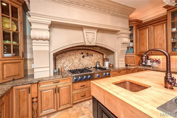 $5,696,000 | 4 Slate River Way, Wentzville, MO 63385