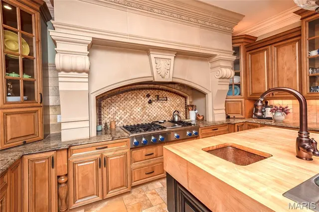 $5,696,000 | 4 Slate River Way, Wentzville, MO 63385