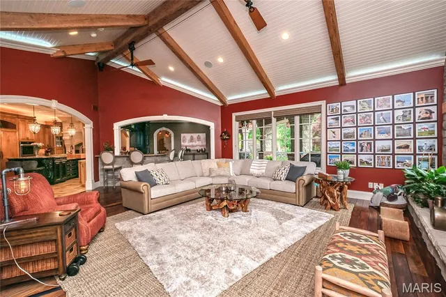 $5,696,000 | 4 Slate River Way, Wentzville, MO 63385