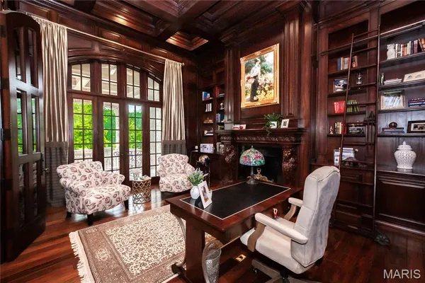 $5,696,000 | 4 Slate River Way, Wentzville, MO 63385