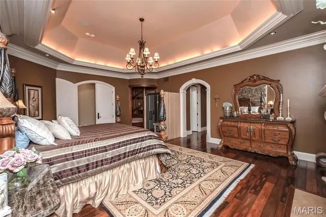 $5,696,000 | 4 Slate River Way, Wentzville, MO 63385