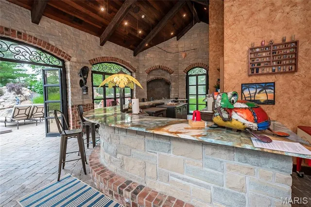 $5,696,000 | 4 Slate River Way, Wentzville, MO 63385