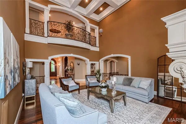 $5,696,000 | 4 Slate River Way, Wentzville, MO 63385