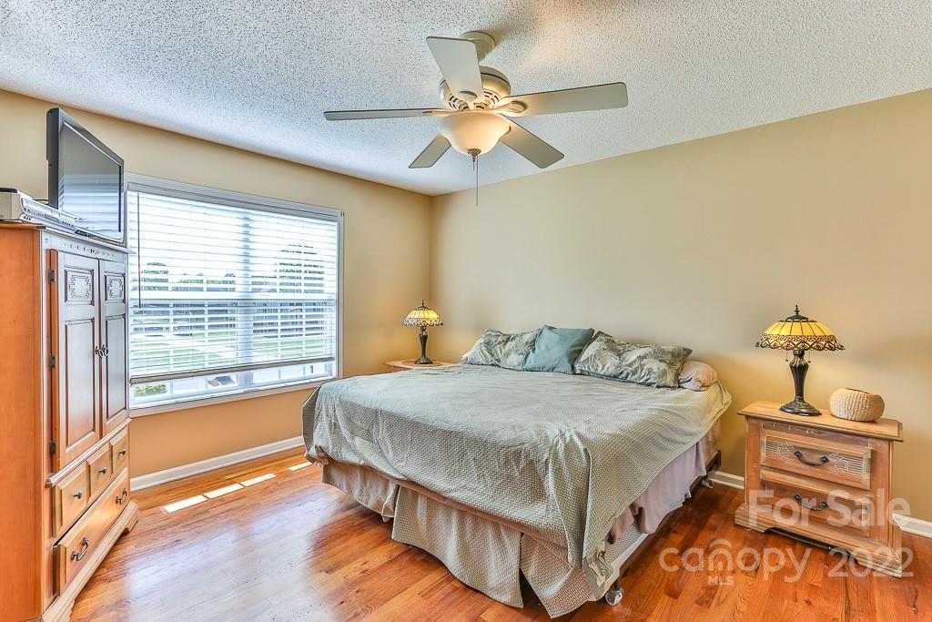 2276 Burris Road Conover, NC 28613 - Photo 12 of 27 Gallery Image 12
