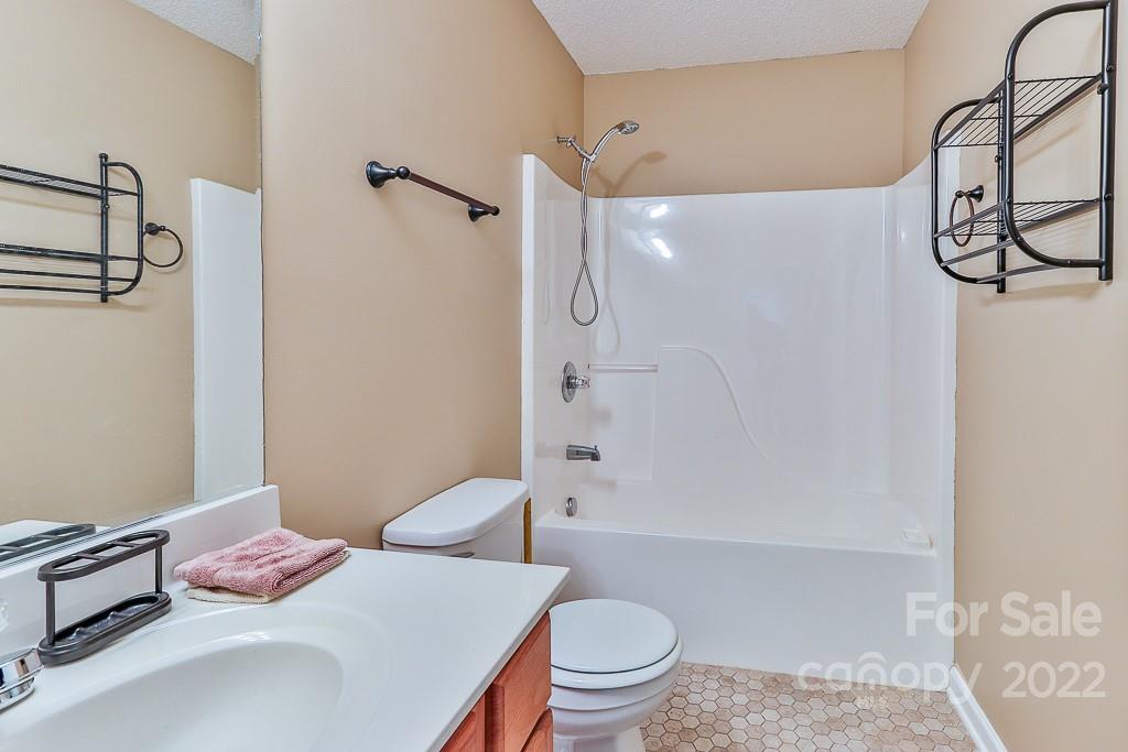 2276 Burris Road Conover, NC 28613 - Photo 23 of 27 Gallery Image 23