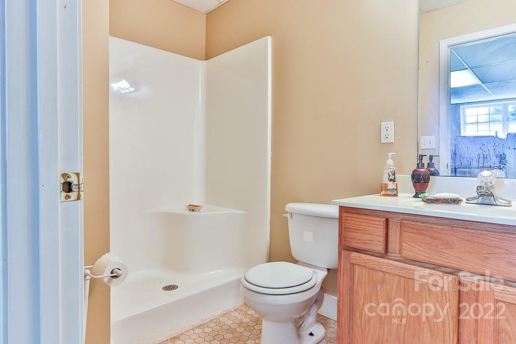 2276 Burris Road Conover, NC 28613 - Photo 26 of 27 Gallery Image 26