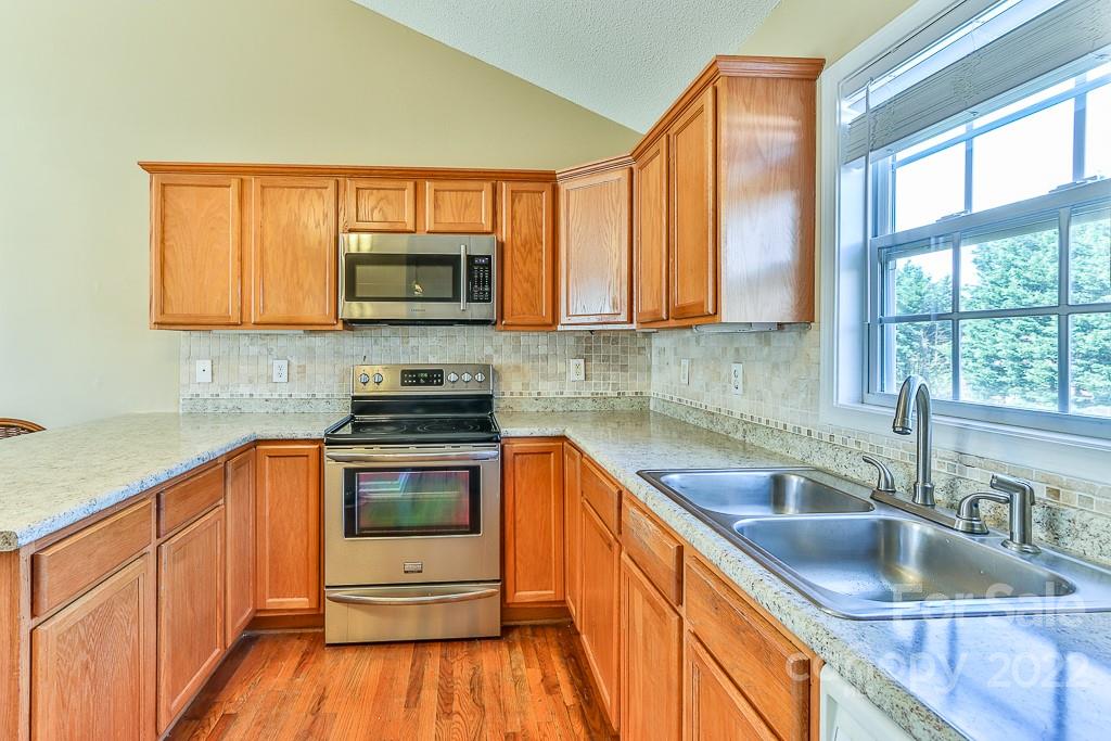 2276 Burris Road Conover, NC 28613 - Photo 9 of 27 Gallery Image 9
