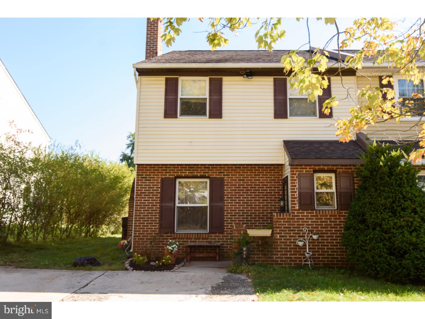 2017 Fort Bevon Road Harleysville, PA 19438 - Photo 1 of 22 Exterior Front