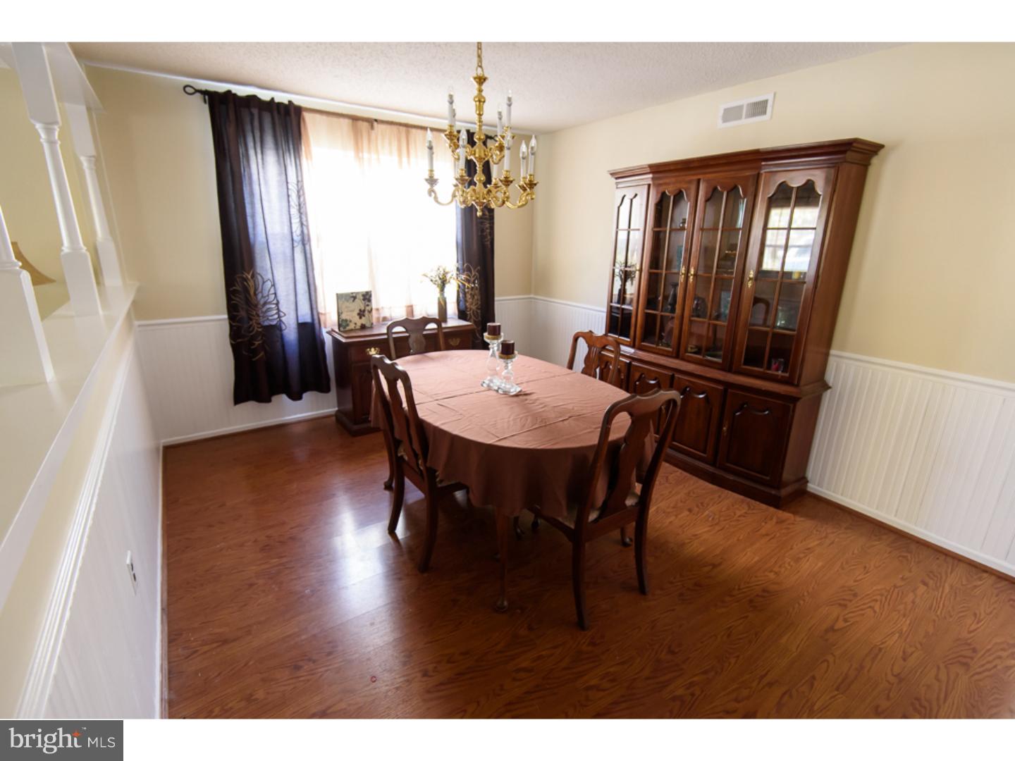 2017 Fort Bevon Road Harleysville, PA 19438 - Photo 8 of 22 Dining Room