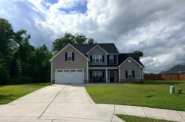 $585,000 | 302 Seaglass Court, Swansboro, NC 28584