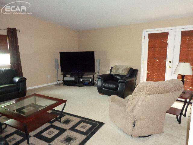 11178 South Morrish Road Montrose, MI 48457 - Photo 6 of 12 20449669-5.JPG
