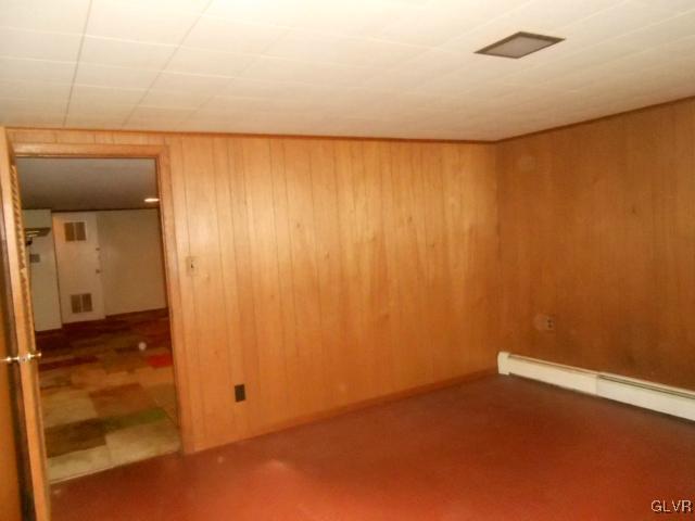1753 Hampton Road Bethlehem, PA 18020 - Photo 12 of 15 Gallery Image 12