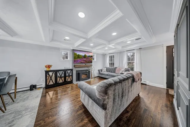 $649,900 | 3 Stoddard Street, Upton, MA 01568