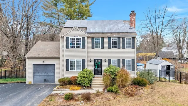 $649,900 | 3 Stoddard Street, Upton, MA 01568