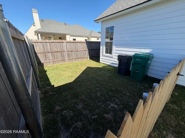 $2,150 | 209 Silver Star Court, Youngsville, LA 70592