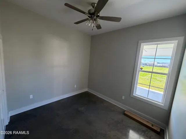 $2,150 | 209 Silver Star Court, Youngsville, LA 70592