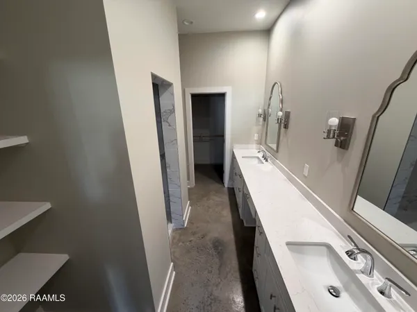 $2,000 | 209 Silver Star Court, Youngsville, LA 70592