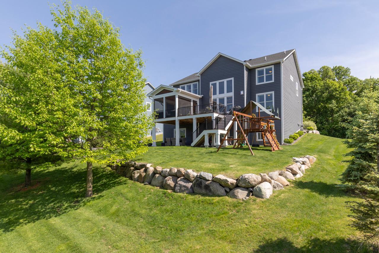 16920 Reeder Ridge Eden Prairie, MN 55347 - Photo 65 of 74 Gallery Image 65