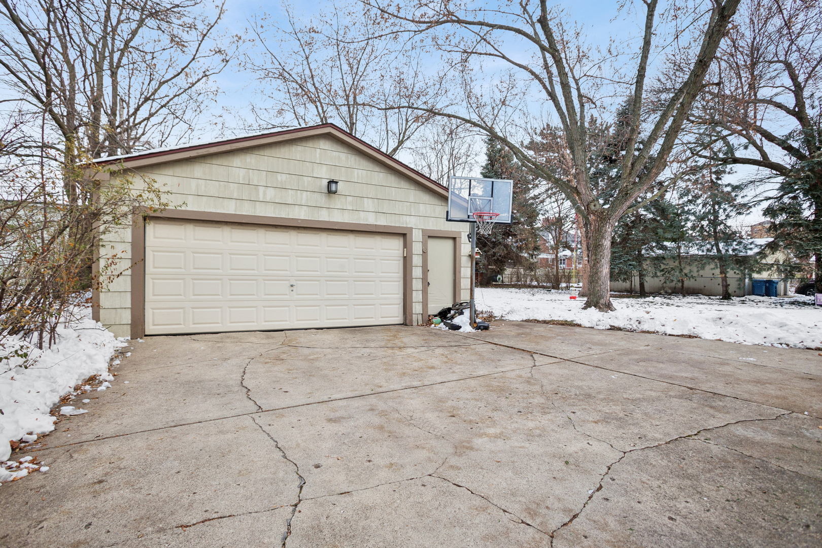 305 North Addison Avenue Elmhurst, IL 60126 - Photo 23 of 29 a view of garage yard and tree