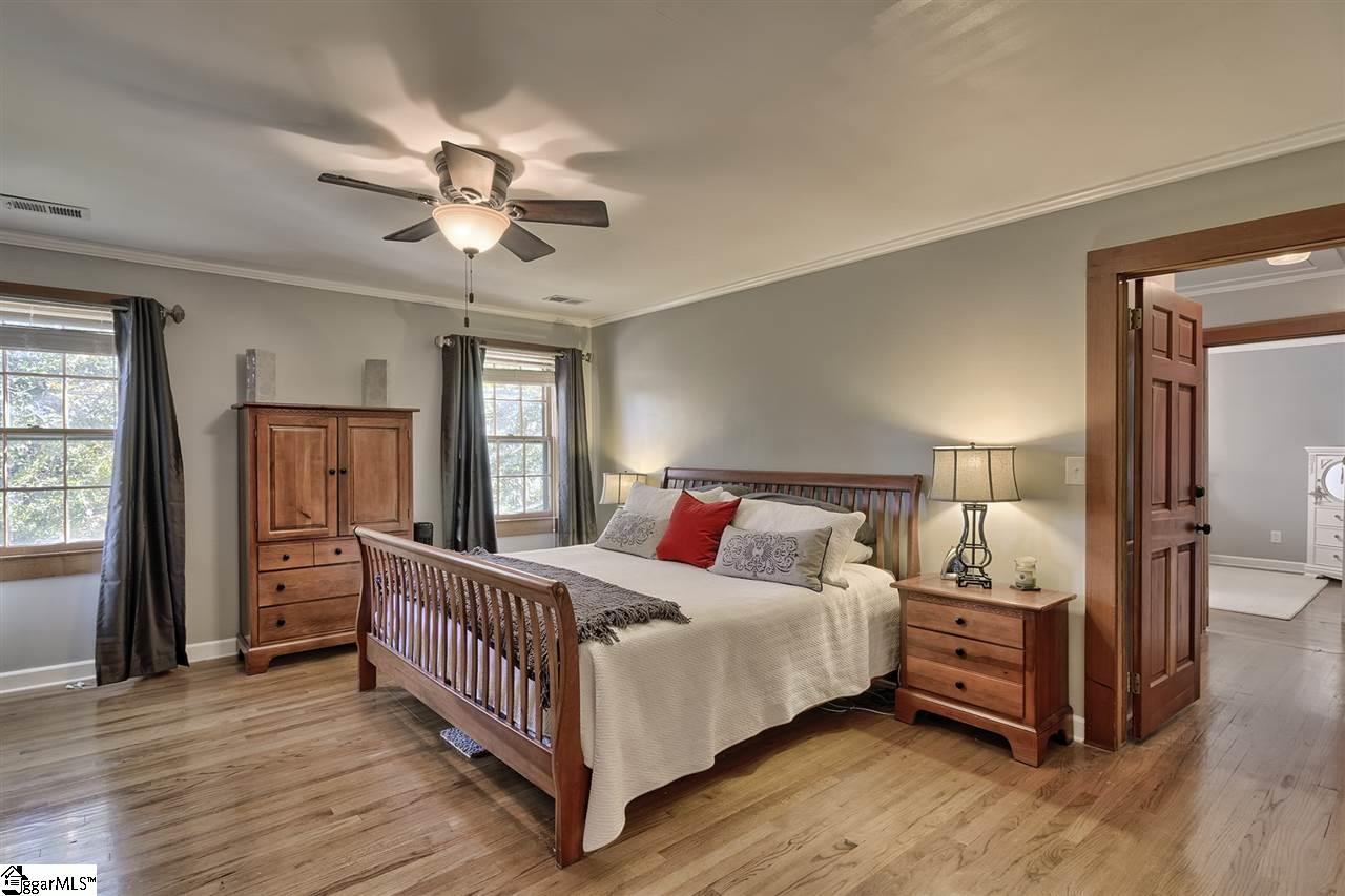 303 Edwards Road Greenville, SC 29615 - Photo 13 of 23 Gallery Image 13