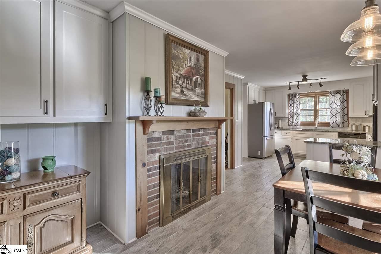 303 Edwards Road Greenville, SC 29615 - Photo 5 of 23 Gallery Image 5
