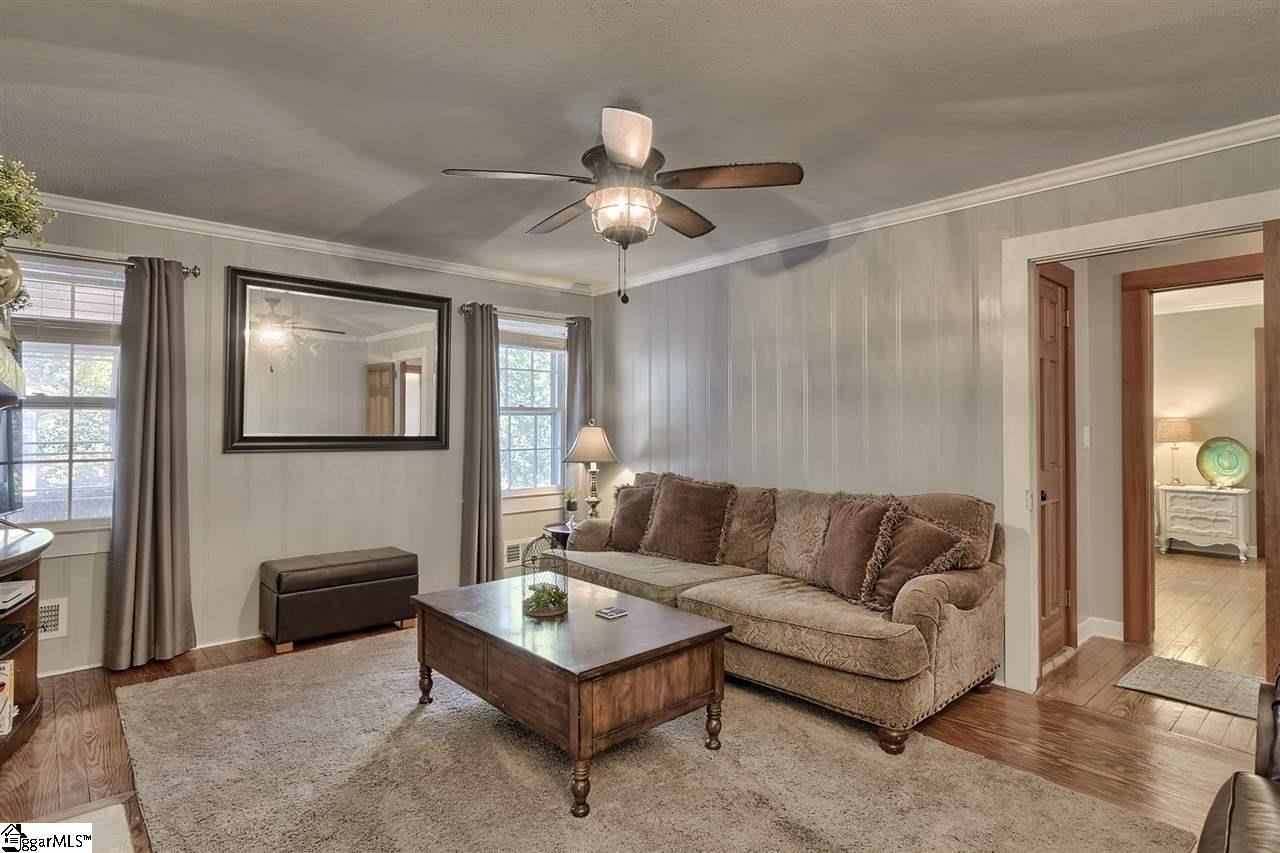 303 Edwards Road Greenville, SC 29615 - Photo 8 of 23 Gallery Image 8