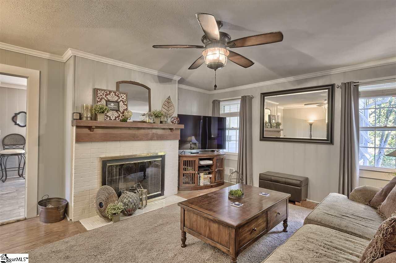 303 Edwards Road Greenville, SC 29615 - Photo 10 of 23 Gallery Image 10