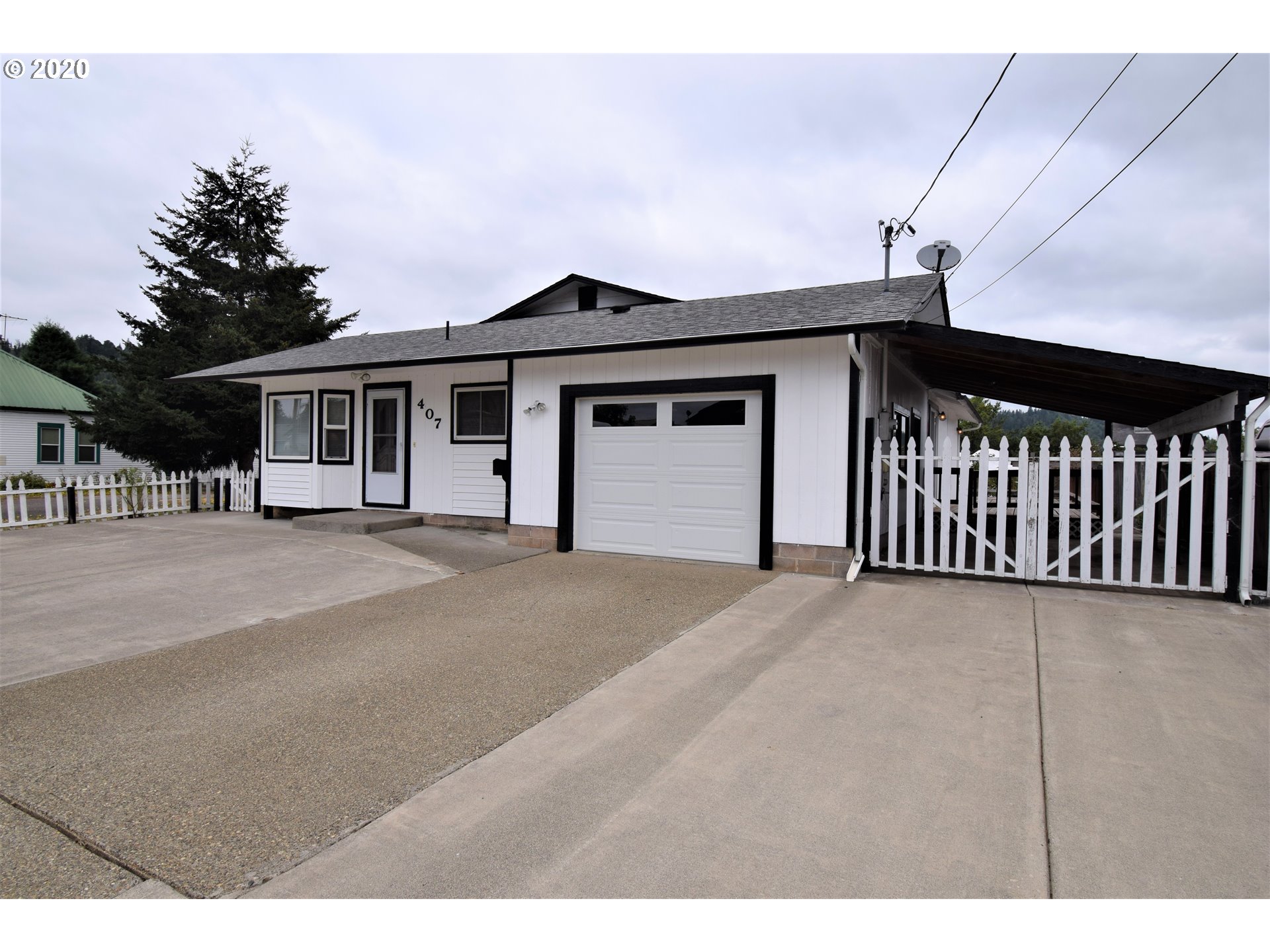 407 Alder Street Myrtle Point, OR 97458 - Photo 1 of 32 Gallery Image 1