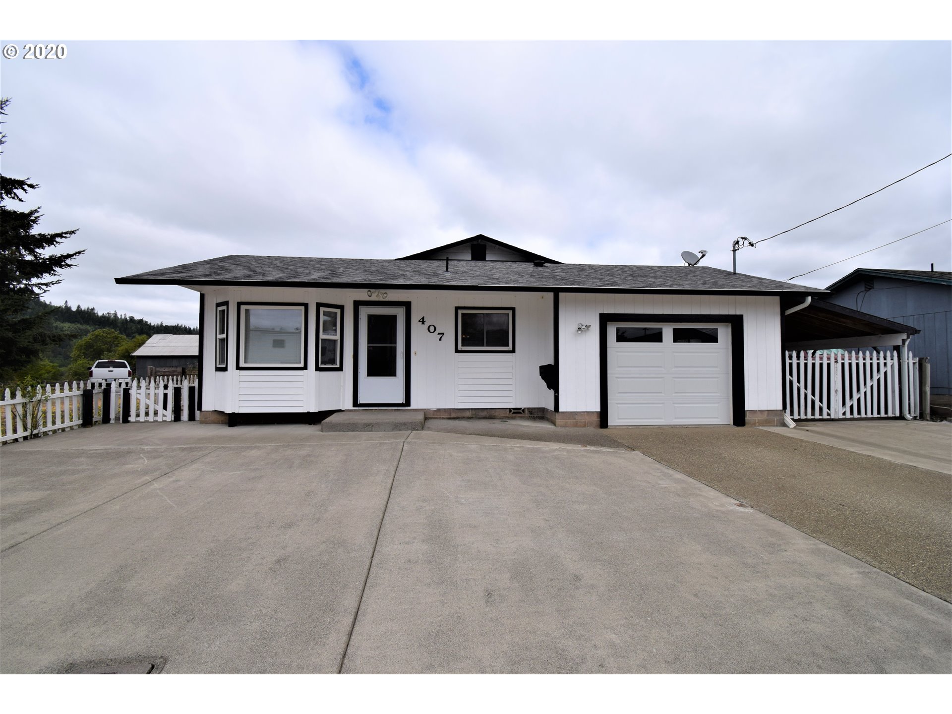 407 Alder Street Myrtle Point, OR 97458 - Photo 3 of 32 Gallery Image 3